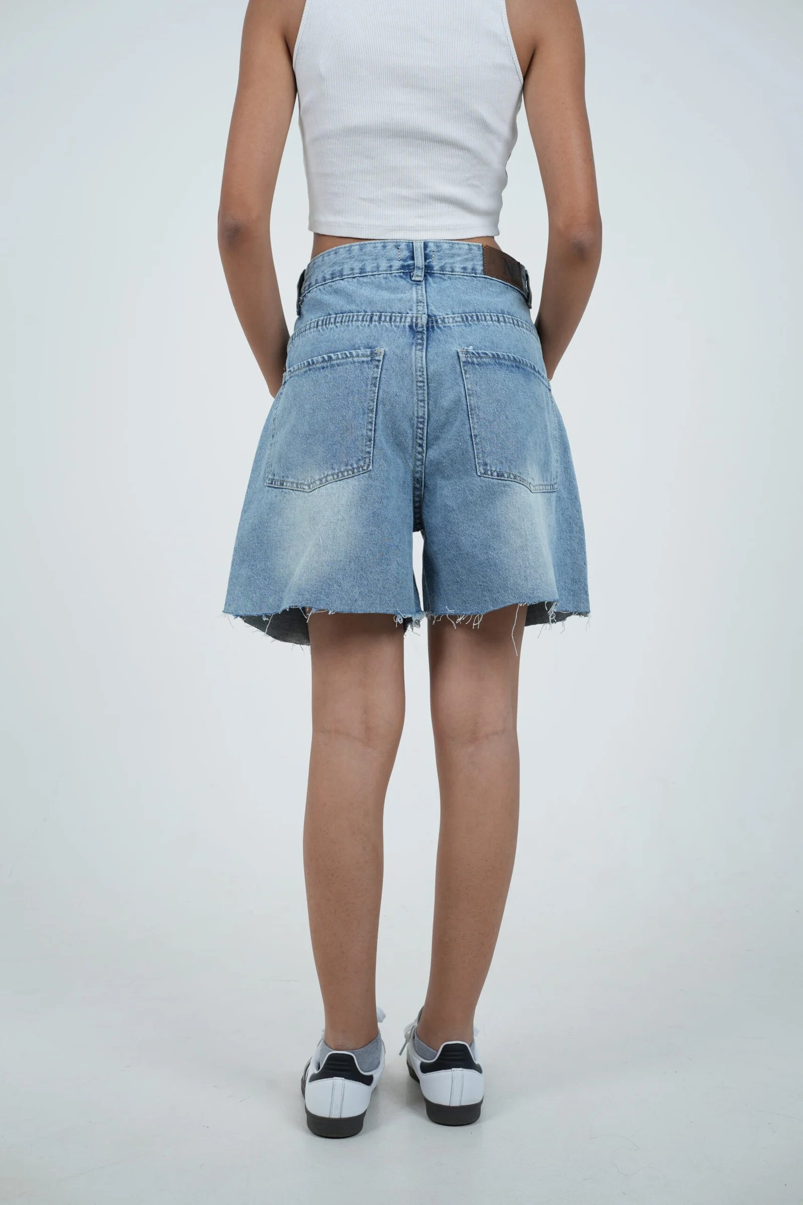 Baggy short — view 4