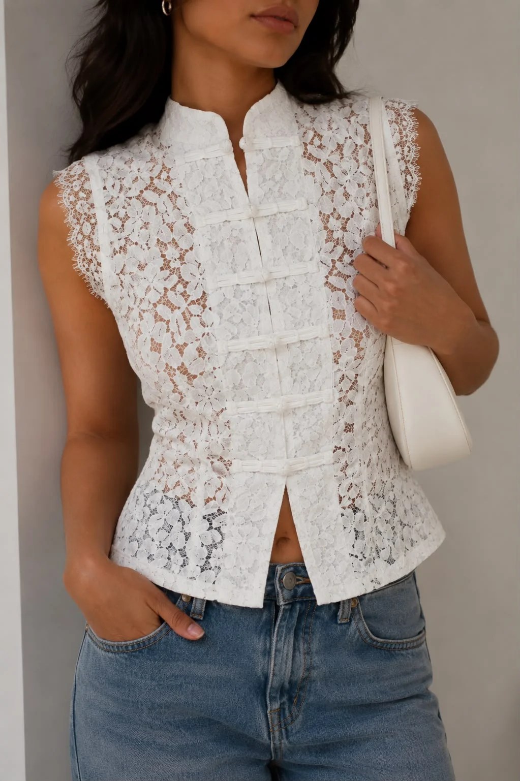 The Chinese Lace Cut