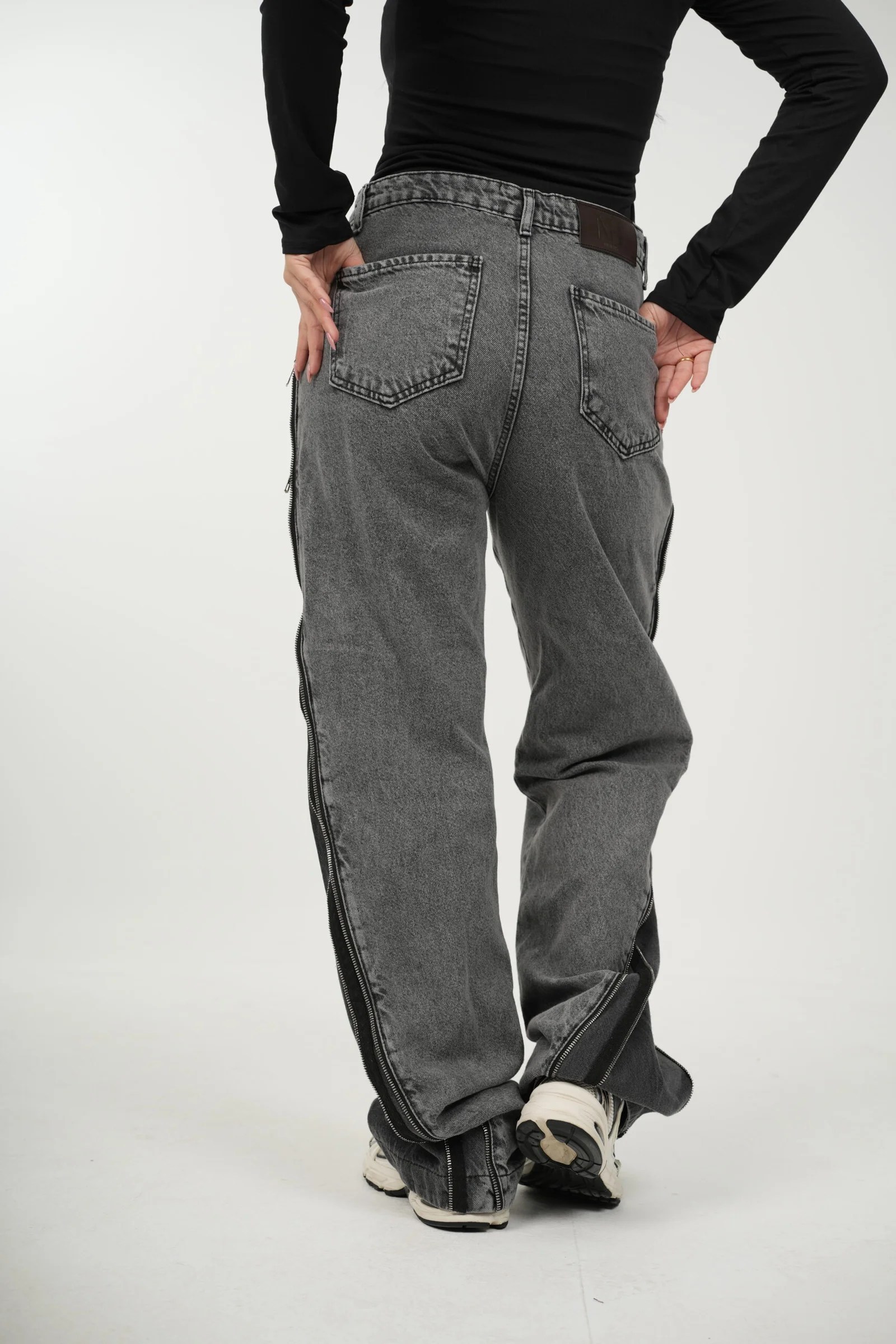 Greyish Zipper Denim — view 4
