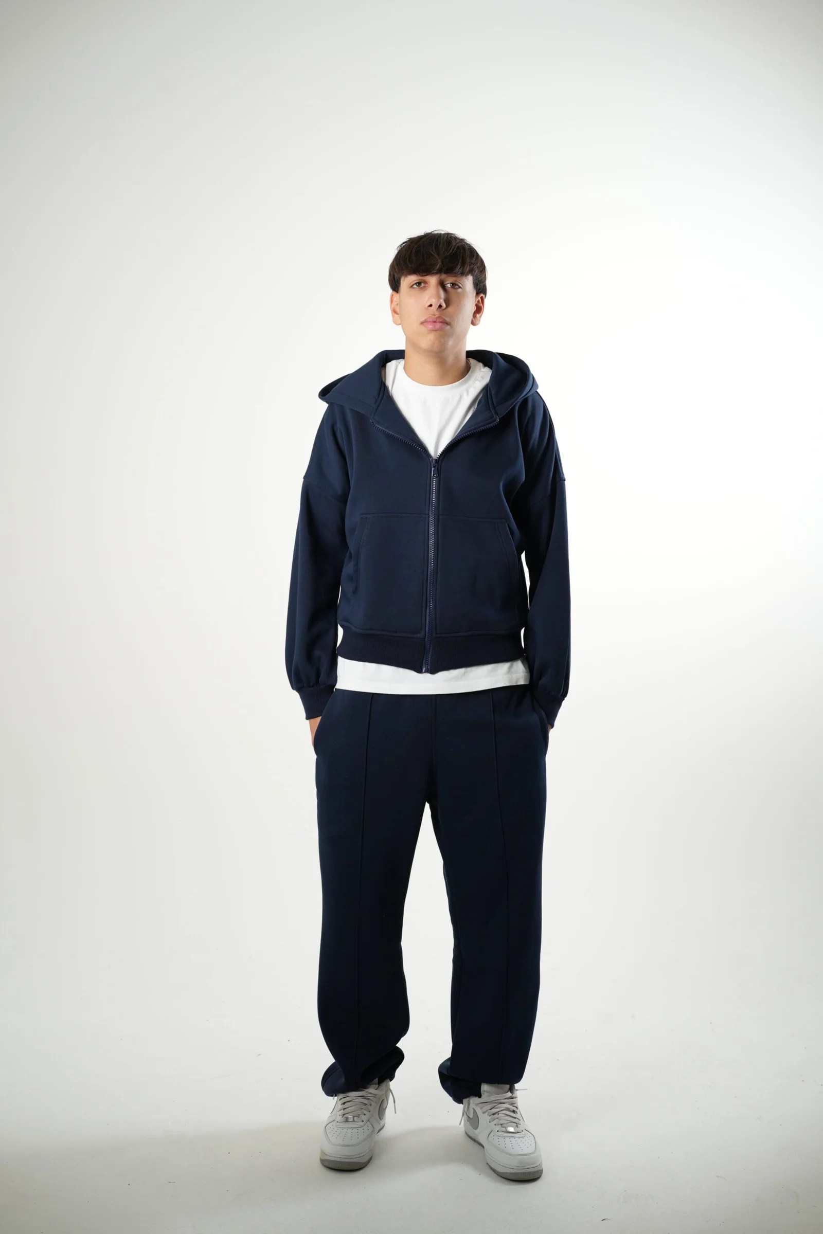 Sweatpants — view 18