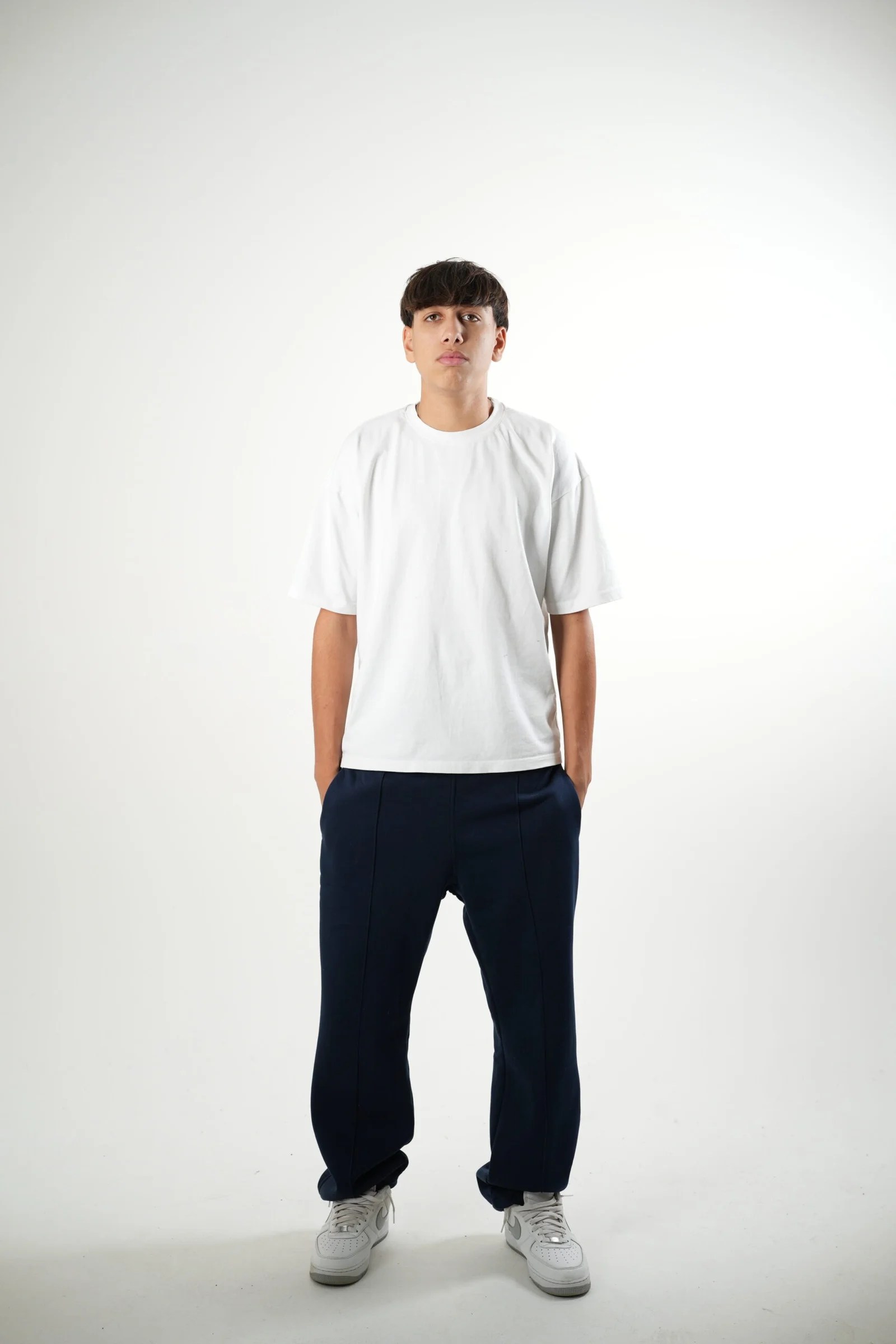 Sweatpants — view 16