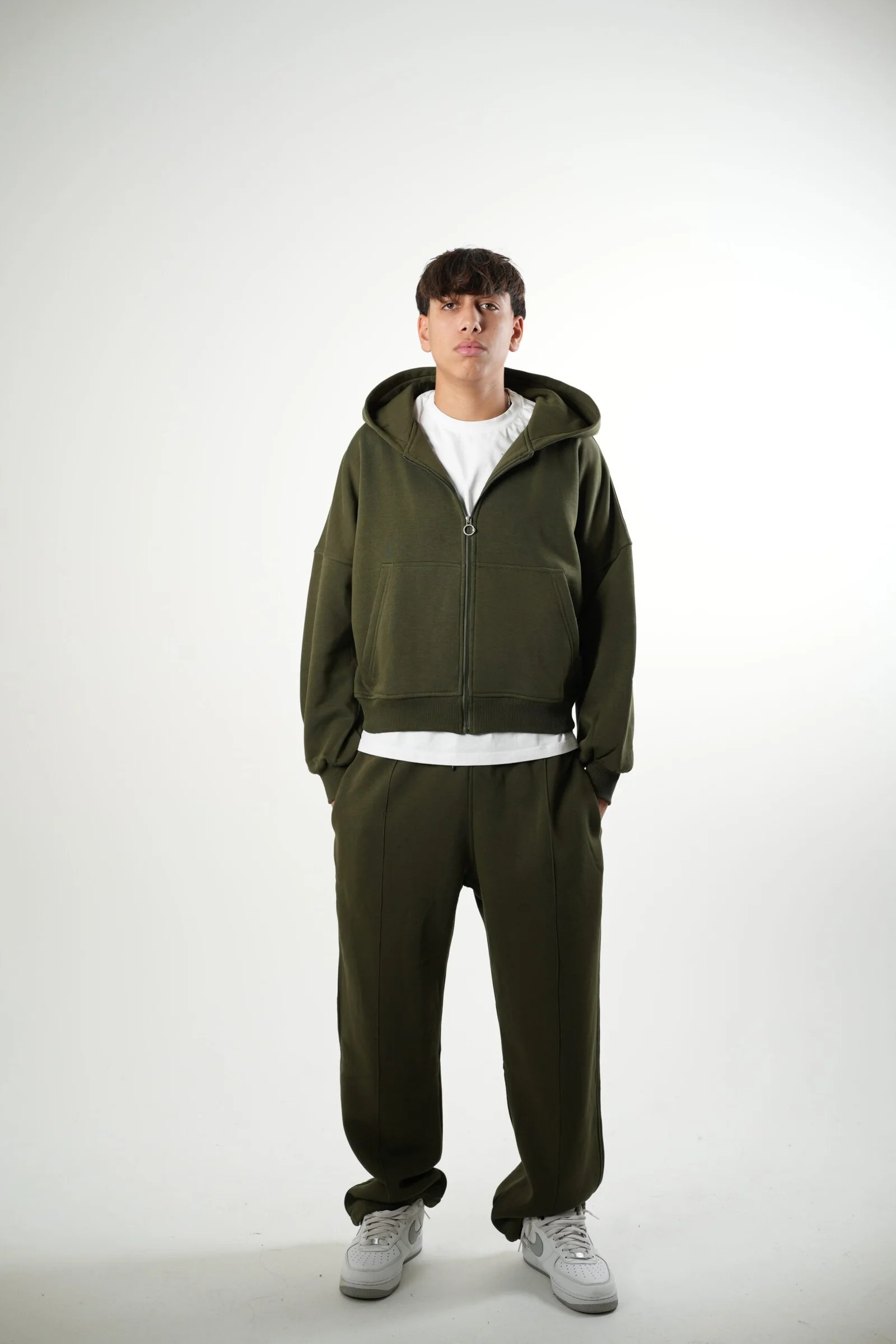 Sweatpants — view 21