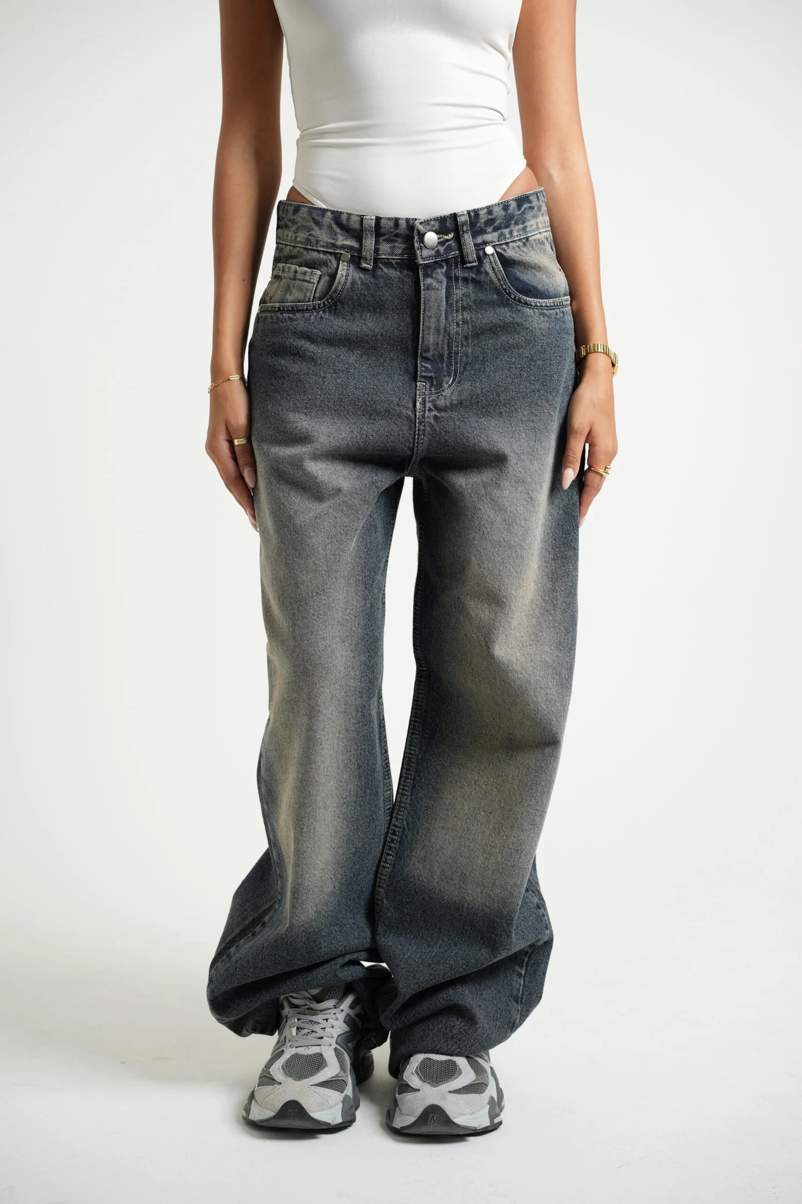 Dark washed dnm