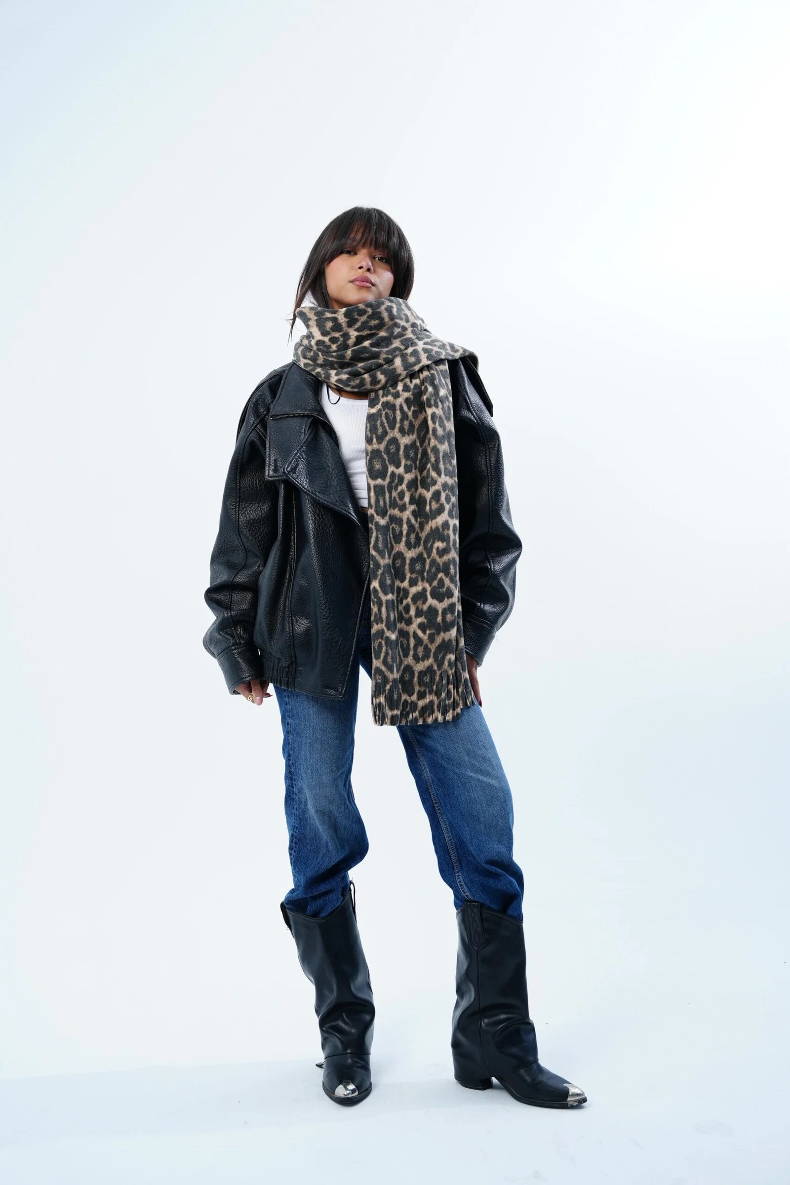 THE LEOPARD SCARF — view 5