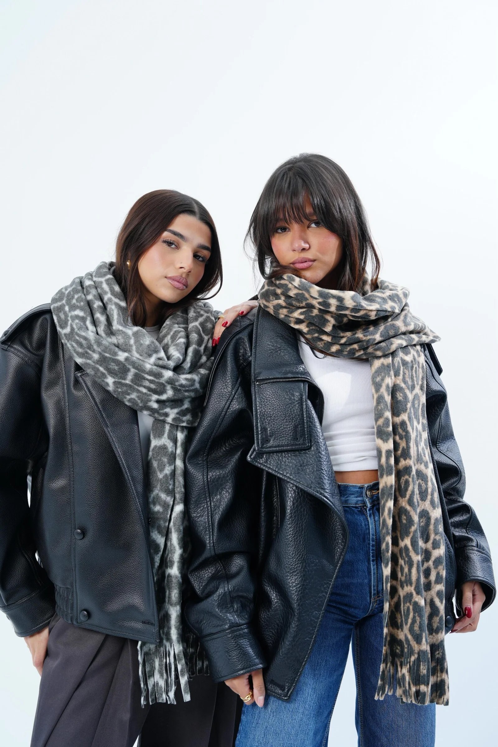 THE LEOPARD SCARF — view 3