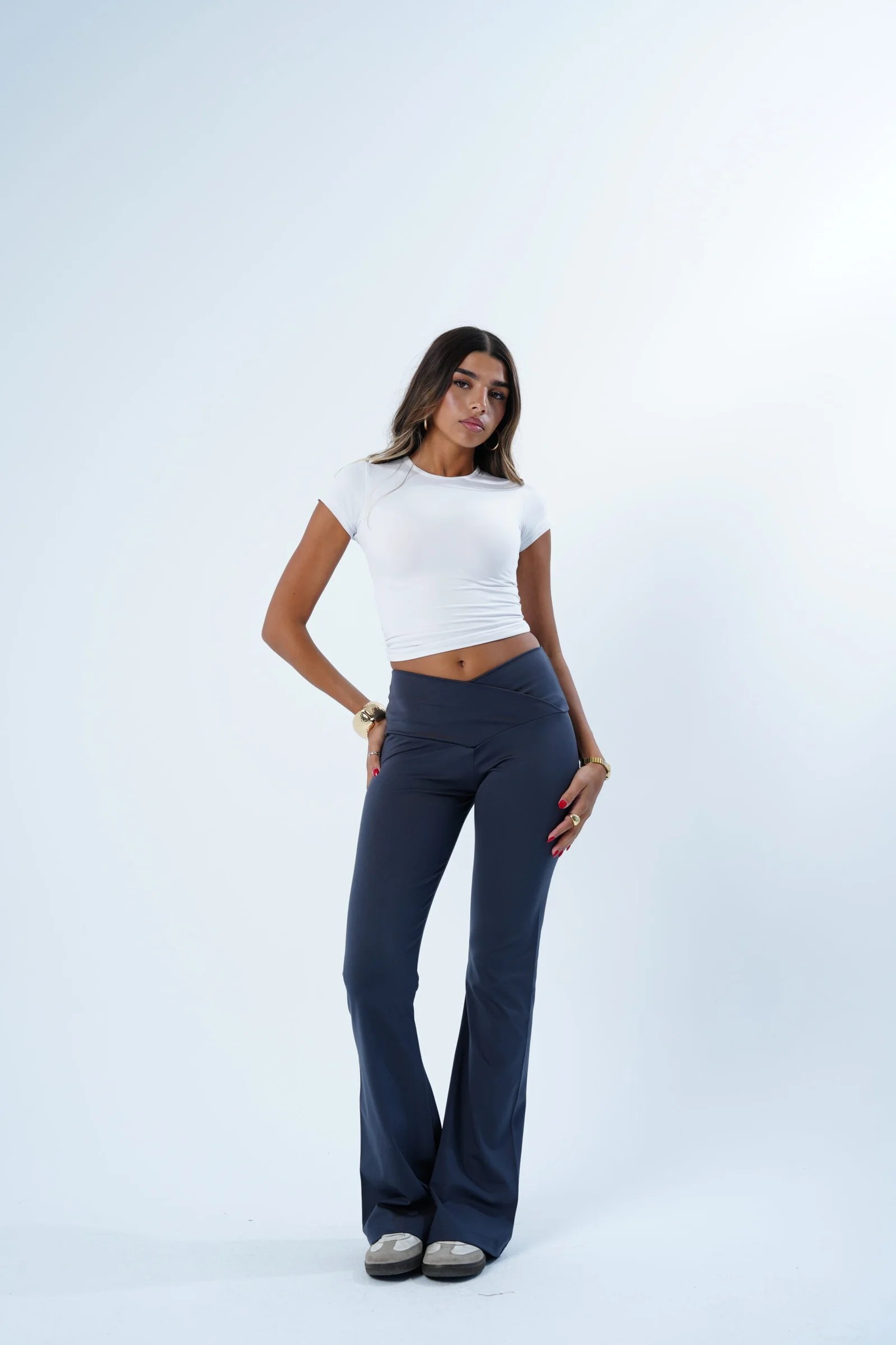 The V waist Yoga pants — view 12