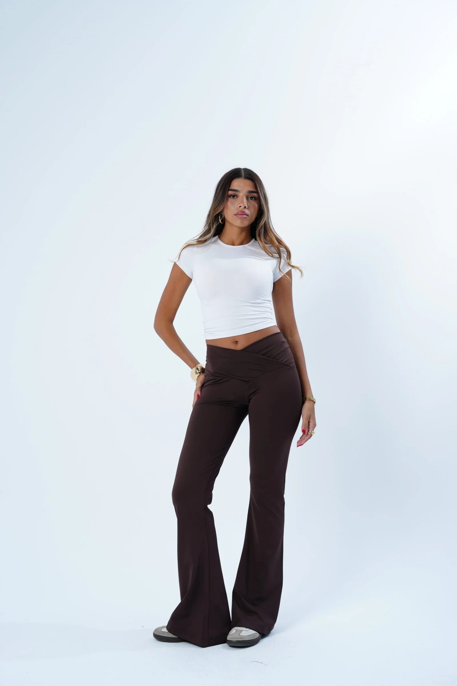 The V waist Yoga pants — view 9