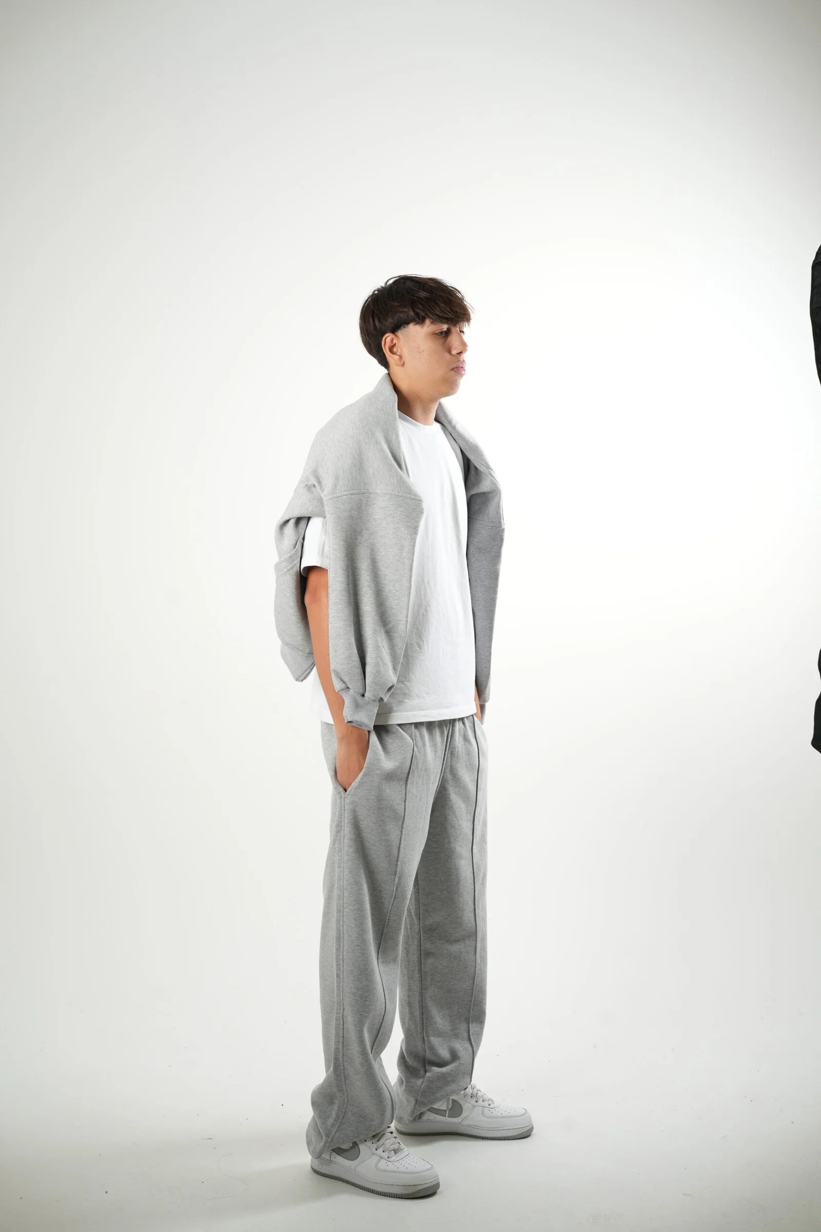 Zipper sweatshirt — view 11
