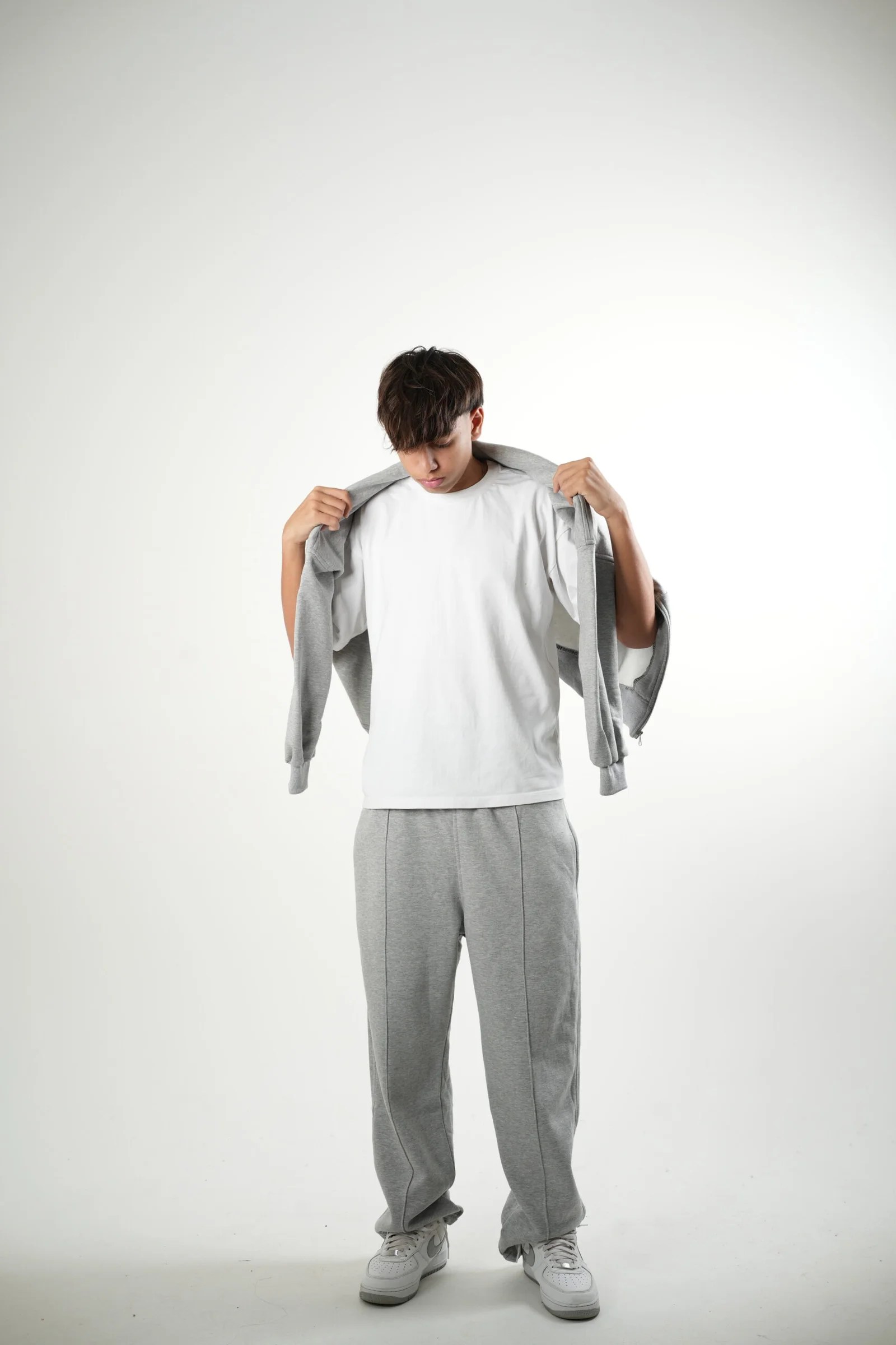 Zipper sweatshirt — view 13