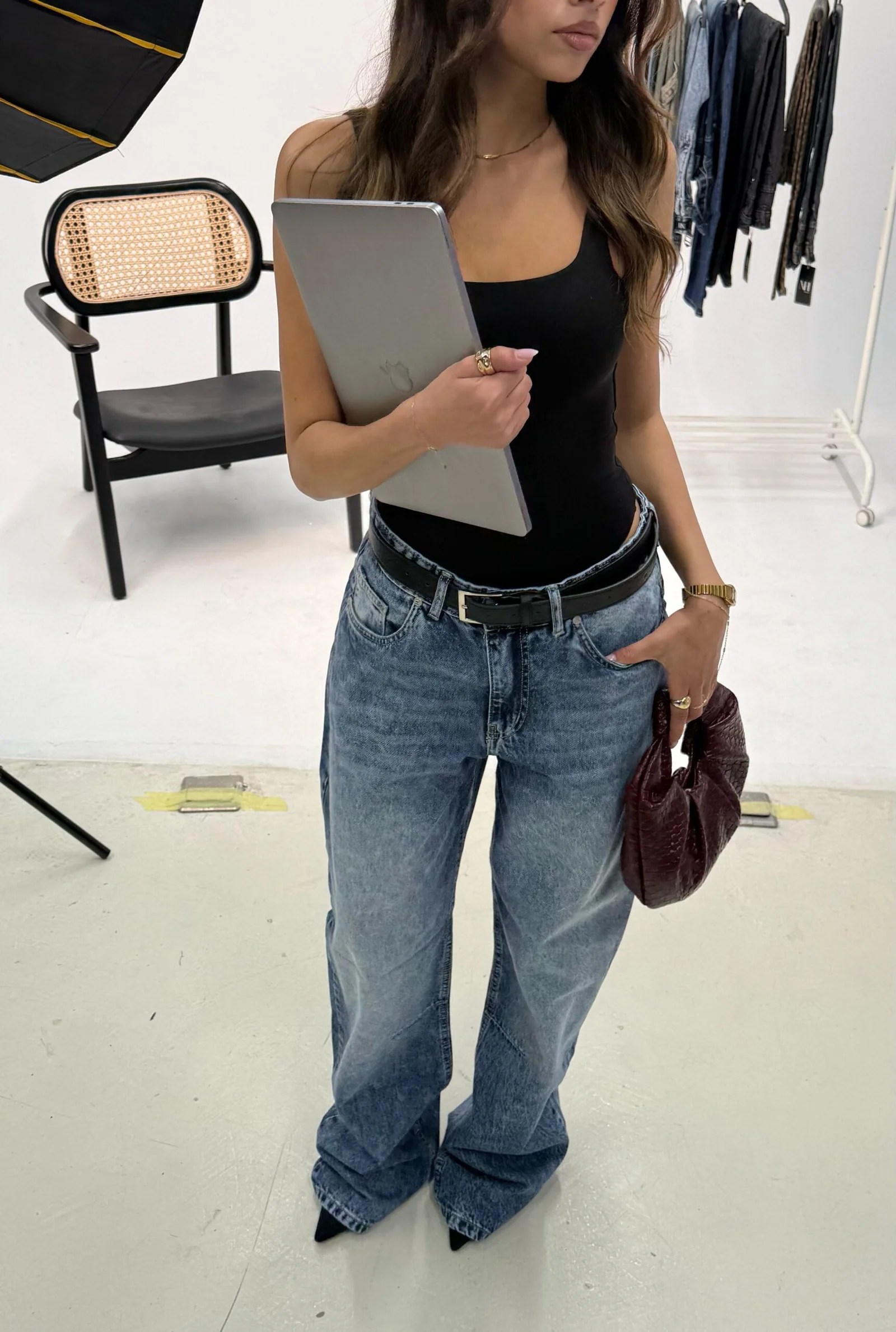 The Baggy blue — view 4