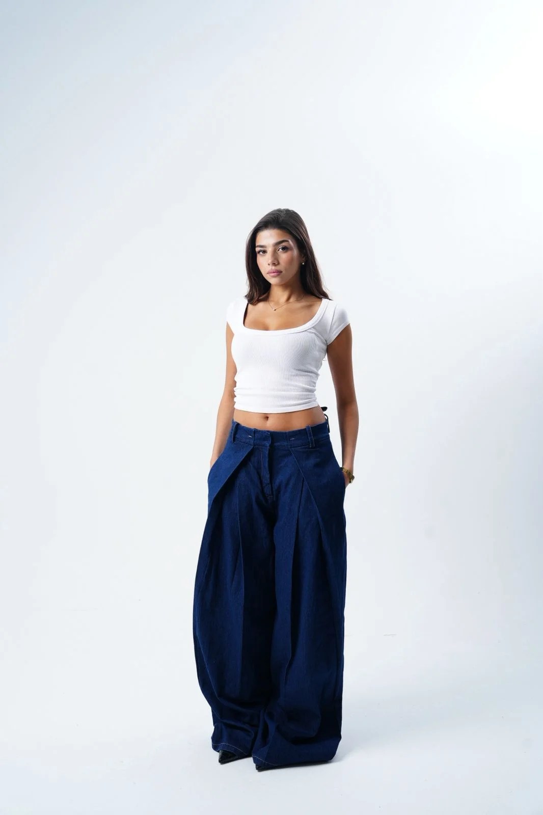 THE FOLDED DENIM PANTS