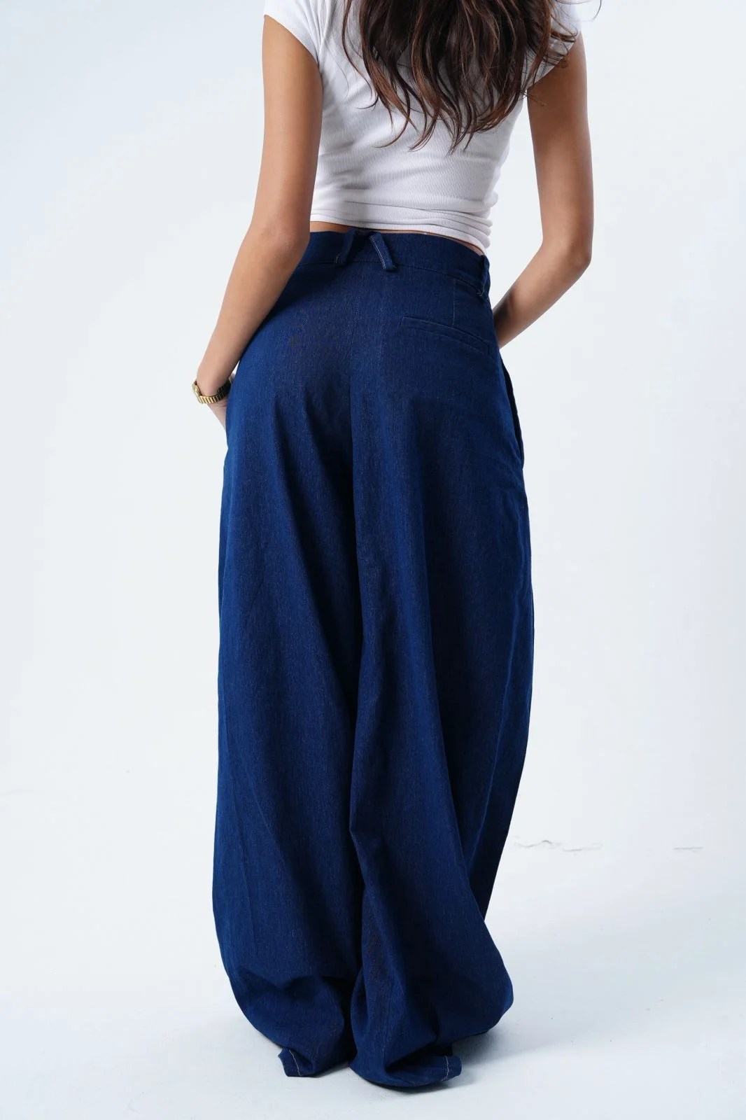 THE FOLDED DENIM PANTS — view 7