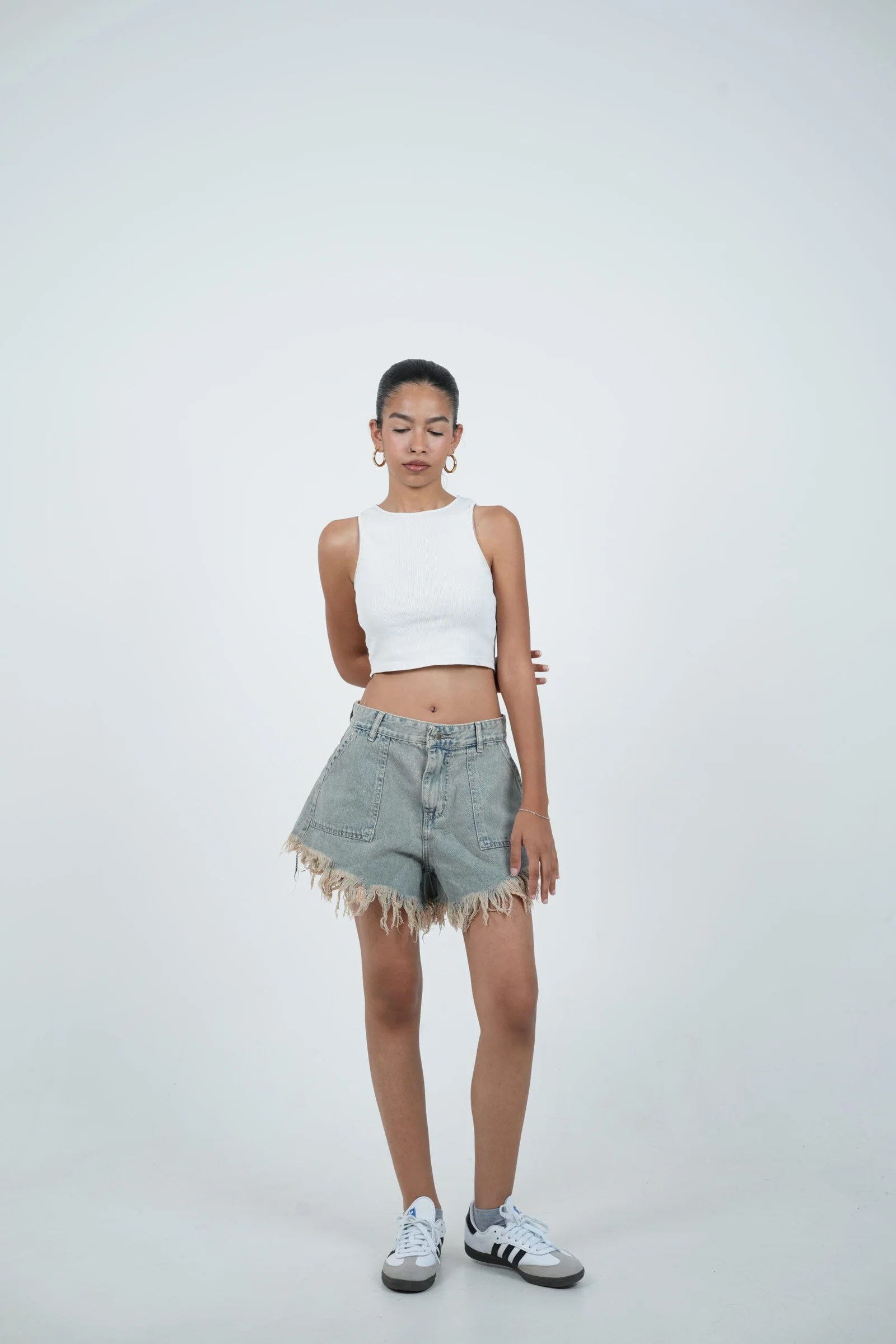 Fringes short — view 14