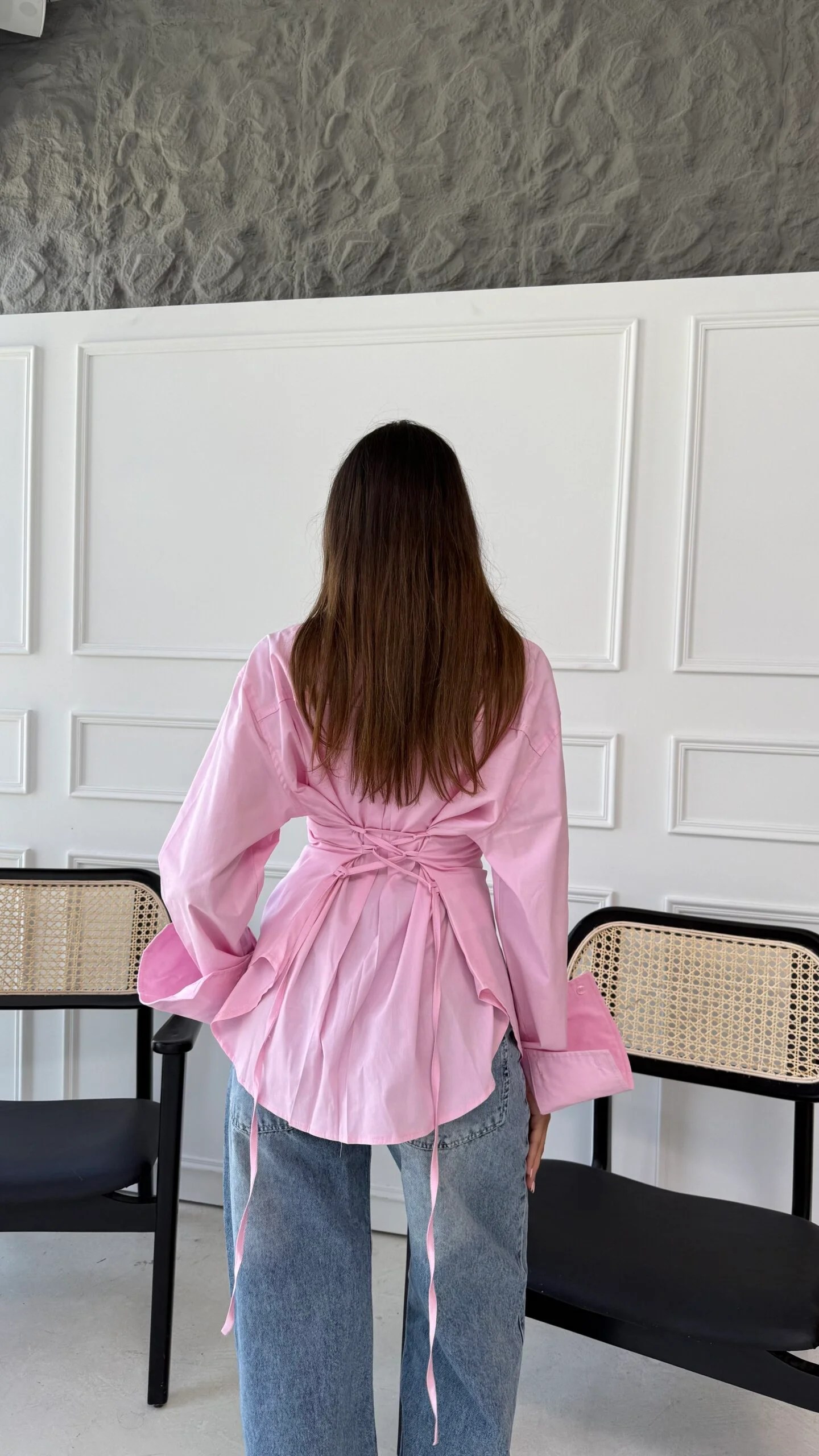 Snatching chemise — view 8