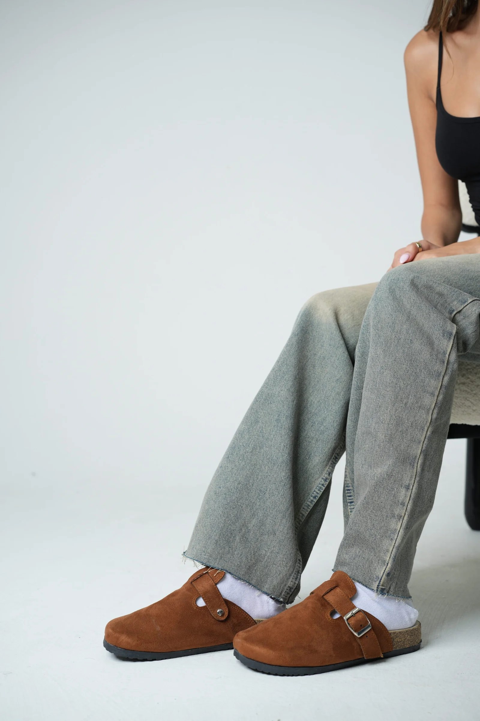 Clogs — view 4