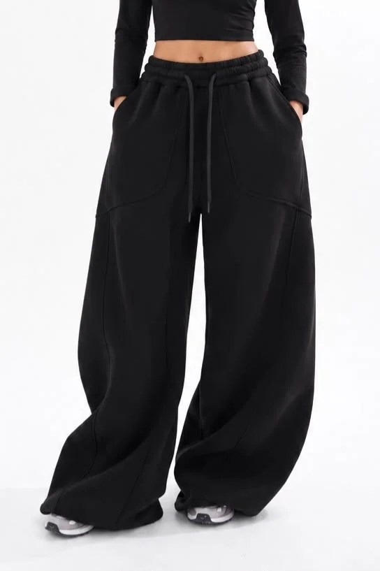 The Cutout Sweatpants — photo 7